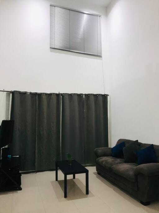Casa Grande Y Comoda Cerca De Zona Industrial San Luis Potosí Esterno foto