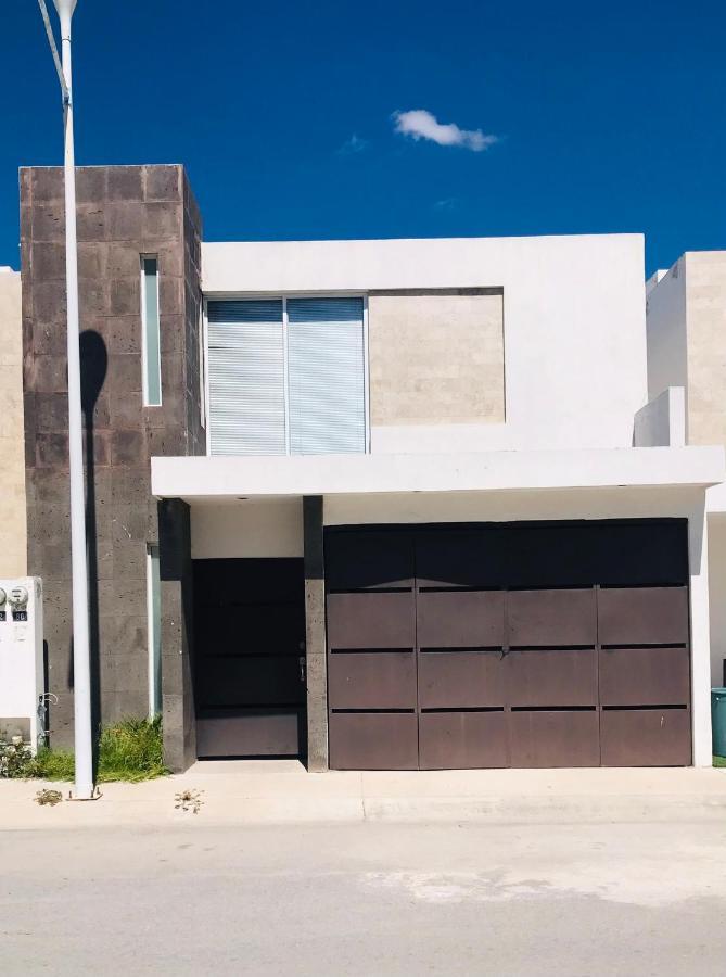 Casa Grande Y Comoda Cerca De Zona Industrial San Luis Potosí Esterno foto